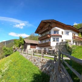 Lechnerhof, Hotel in Plaus