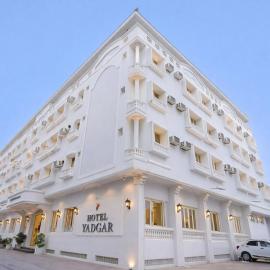 Hotel Yadgar - Near Railway Station