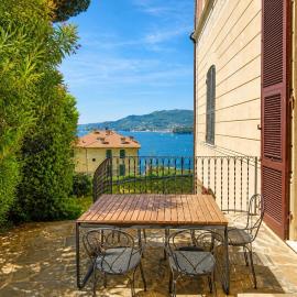 Xenia - 3 rooms apt at Villa Edoardo