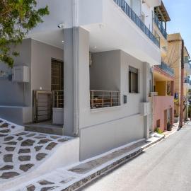 Kitron Blue Seaside Luxury Apartment
