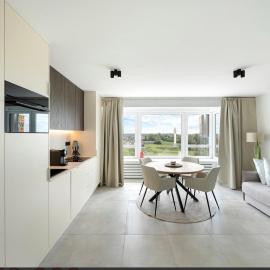 Volledig vernieuwd appartement Mimosa, Hotel in Knokke-Heist
