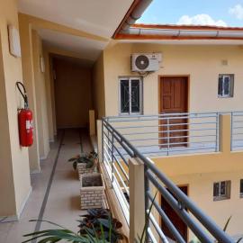 Hotel jardin d'eden dimbokro, hotell i Dimbokro