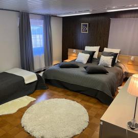 Sandby – hotel w mieście Karlholmsbruk