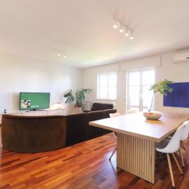 Mid-Century Luxury Condo w Setúbal Panoramic View, hotel u gradu 'Setúbal'