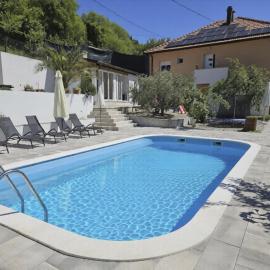 Apartment Paz by Interhome, hotelli kohteessa Donji Proložac