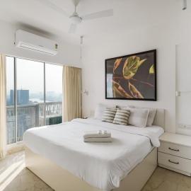 Anya 2BHK near BKC by Square One Stays