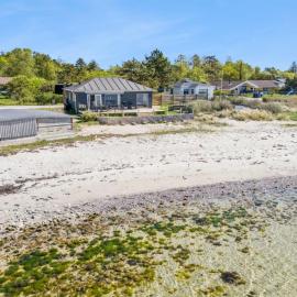 Holiday Home Eleni - 3m from the sea by Interhome