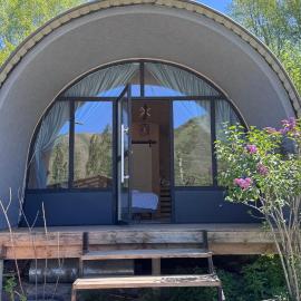 Swallow, hotel in Karakol