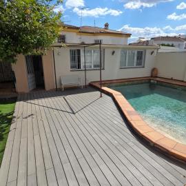 Poly's House, hotel v destinácii Tomares