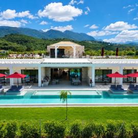 Villa Nobilita Grand 7-Bedroom Luxury Villa with Sky-Lounge Rooftop & 21m Pool - by PosarelliVillas