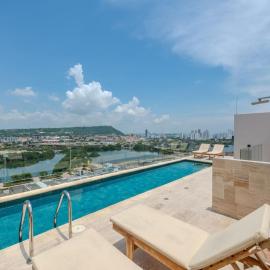 Brand-New Loft - Rooftop Pool - Old City