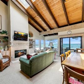 Charming Lakefront Cottage Near Heavenly LLV609