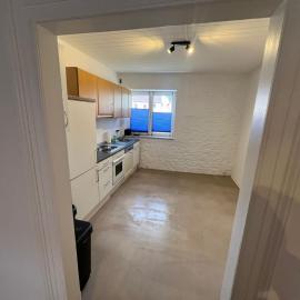 Haus mit 6 Zimmern, 2 Parkplätzen nähe Alzey