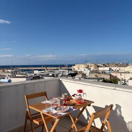 Sea Breeze Terrace, hotel in Monopoli