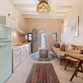 Estia's Hideaway Pyrgos, by TinosStay, hotel v destinaci Pánormos