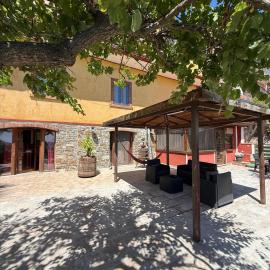 Casa Vacanze Panoramika Santa Cruz - Appartamento SANTA CRUZ, hotell i Cicerale