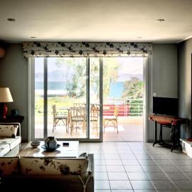 Melission में, होटल Aphrodite Residence - Seafront apartment, Melissi