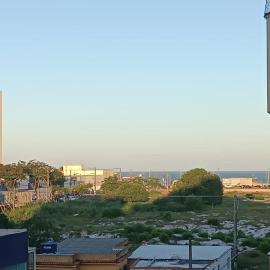 Apartment 5 minutes from the sea, brand new, 2 bedrooms, suite, balcony