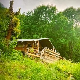 Glamping C Selva Tenda Castagno, hotel in Piano Porlezza
