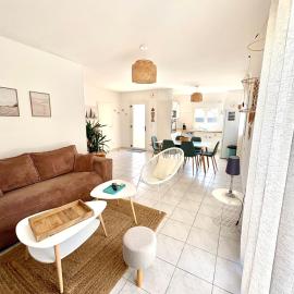 Chez Audrey - Charmante villa - Jardin & Clim, hôtel à Loupian