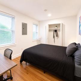 Cozy Cornhill Getaway, Free Parking KitchenWD