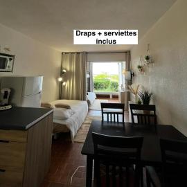 Appartement bord de plage 4-5 personnes, Hotel in Le Barcarès