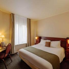 Metropol Hotel โรงแรมในกาเลส์