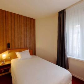 Metropol Hotel, hotell i Calais
