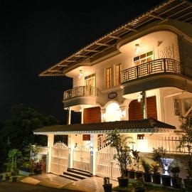 Familia Furtado-Luxury Villa in Porvorim, hotell sihtkohas Pilerne