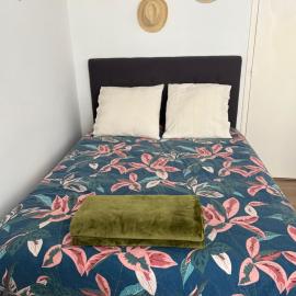 Argenton sur Creuse, maison de vacance en cœur de ville, hotel in Argenton-sur-Creuse