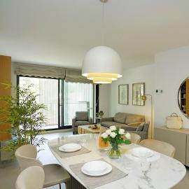 Luxury apartment just steps from the beach and marina, hotel a Denia