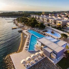 Apartman Oscar with pool access