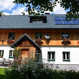 Ferienwohnung Pöreiterhof, hotel in Tauplitz