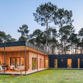 Modern Villa with Large Garden close to sea and forest