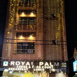 Royal Palm Hotel & Food Court, Hotel in Kālū Chak