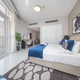 Free housekeeping visits during your stay - StayShort - Damac Hills cozy studio for 2 people, hotel a Dubai Marina