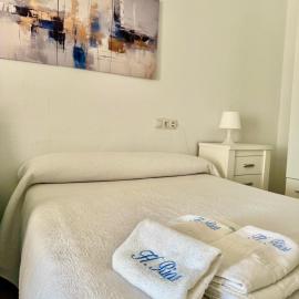 Hostal Rios, Hotel in Bolonia
