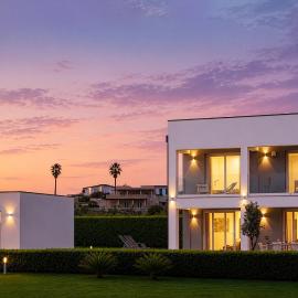 Villa Sàfira - Beach Luxury Retreat、プレンミリオのホテル