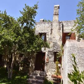 Villa Fümehan Tarihi Rum Taş Ev Since 1820، فندق في كاياكوي