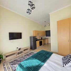 Lumi Cosy Studio Benoni, hotel v destinaci Benoni