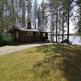 Cottage on the shore of Lake Pielinen, hotel i Ruunankylä