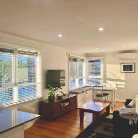 Sunny Central Frankston Stay, Entire Unit, hotell i Frankston