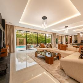 Ultimate Luxurious Villa Cinema, Gym & Spa & pool