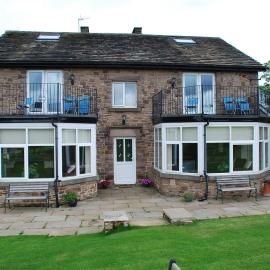 Shallcross Hall Cottages - Blackbrook, hotel a Taxal