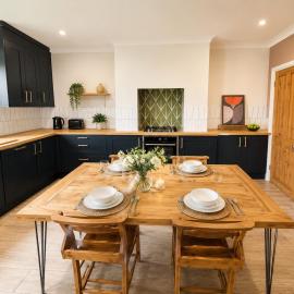 Prime Location 2 Bed Parking Included, Hotel in Chesterfield