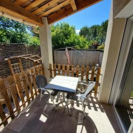 La casa Elisa Gîte T2 indépendant, hotel in Gréoux-les-Bains