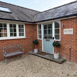 The Lodge, Easton Farm, hotel in Bishops Cannings