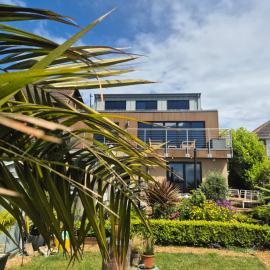 Brighton Garden Boudoir, Free Parking, animals welcome on request for a daily fee