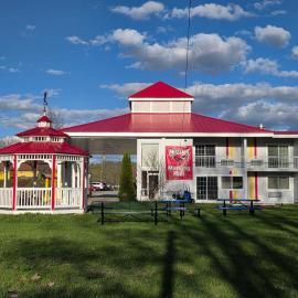 Saffron Inn, hotel in Auburn