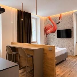 Luxury Lodge - Moderno Residence vicino alla Stazione, hotel Triesztben